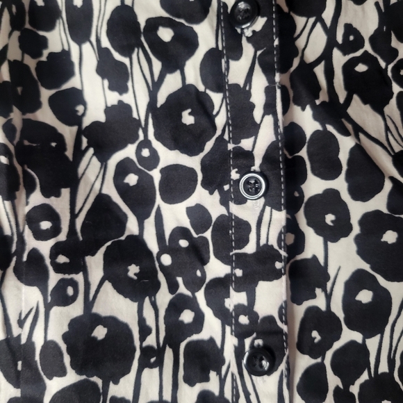 Apt. 9 Floral Blouse - Picture 4 of 6